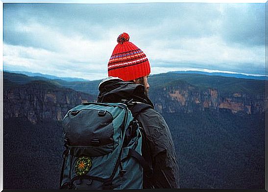 man-travelling-with-backpack