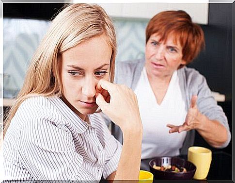 mother fighting with her daughter